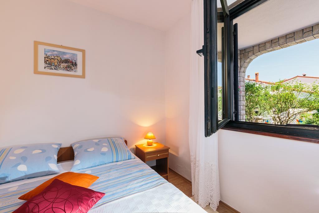 Andela Apartment Pula Phòng bức ảnh