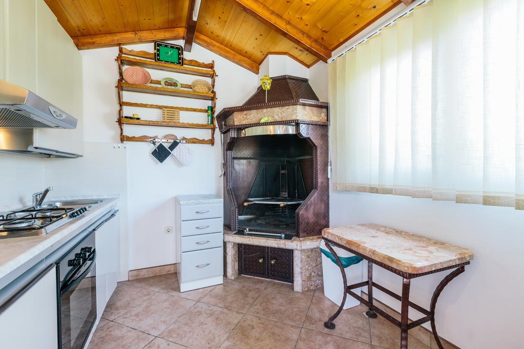 Andela Apartment Pula Phòng bức ảnh